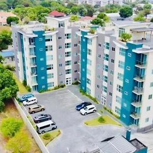 Apartment Harloe's Place